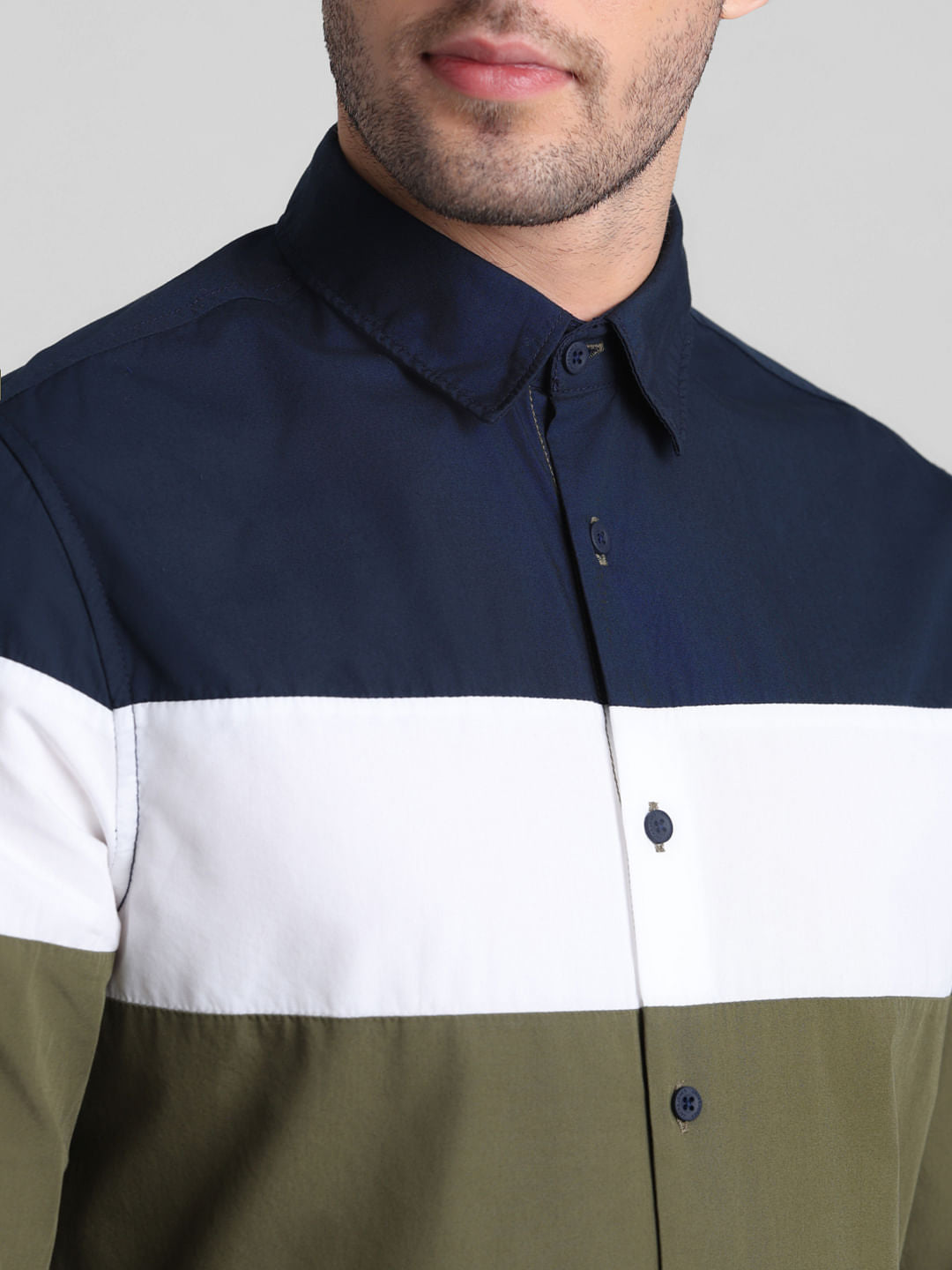 Green Colourblocked Full Sleeves Shirt