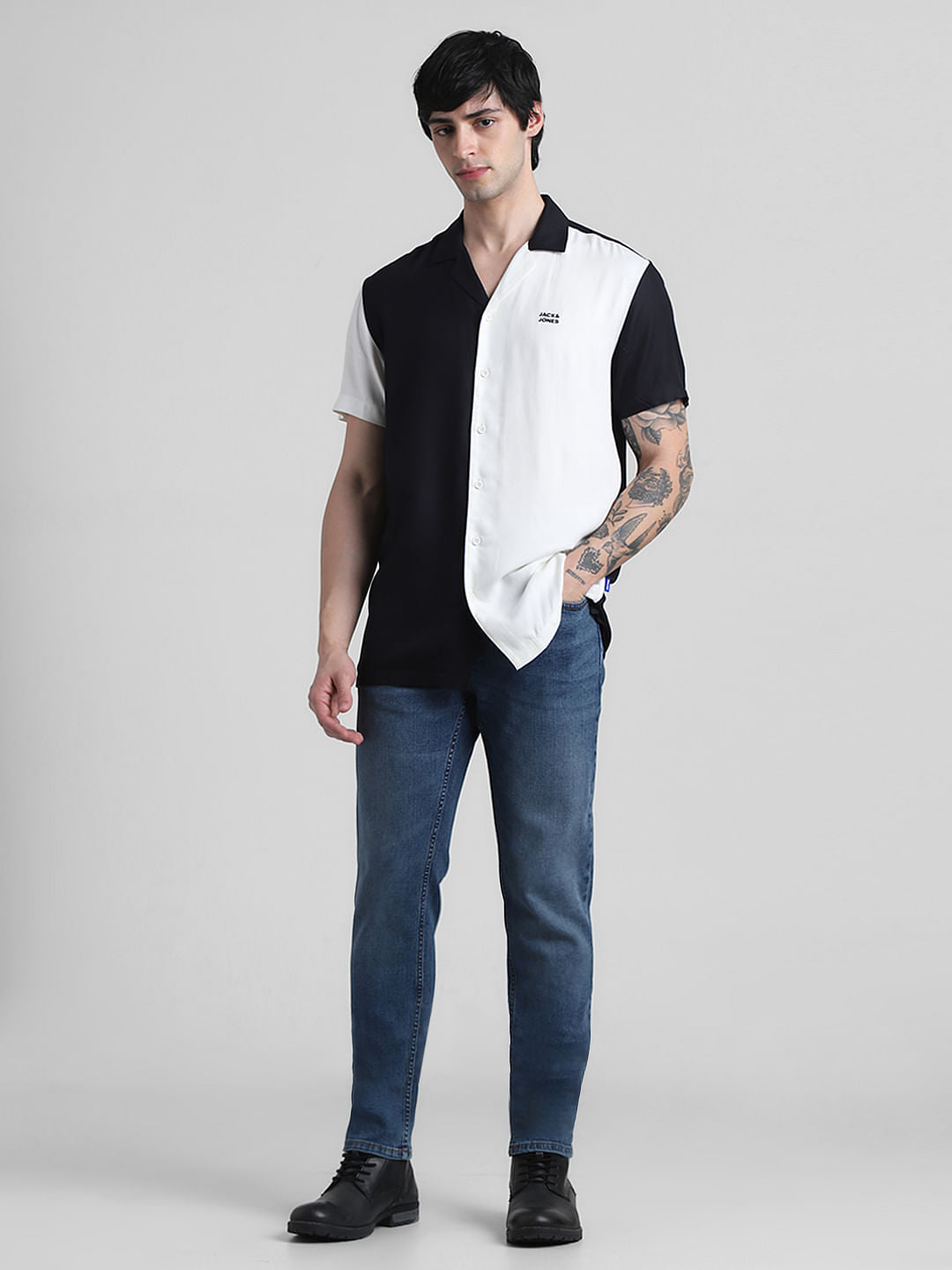 White Colourblocked Short Sleeves Shirt