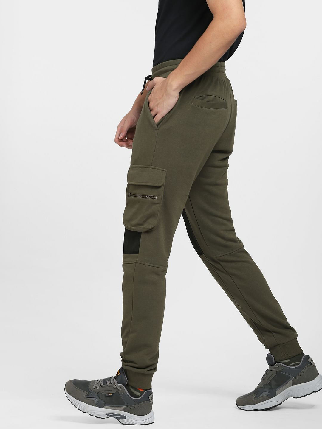 Green Mid Rise Colourblocked Sweatpants