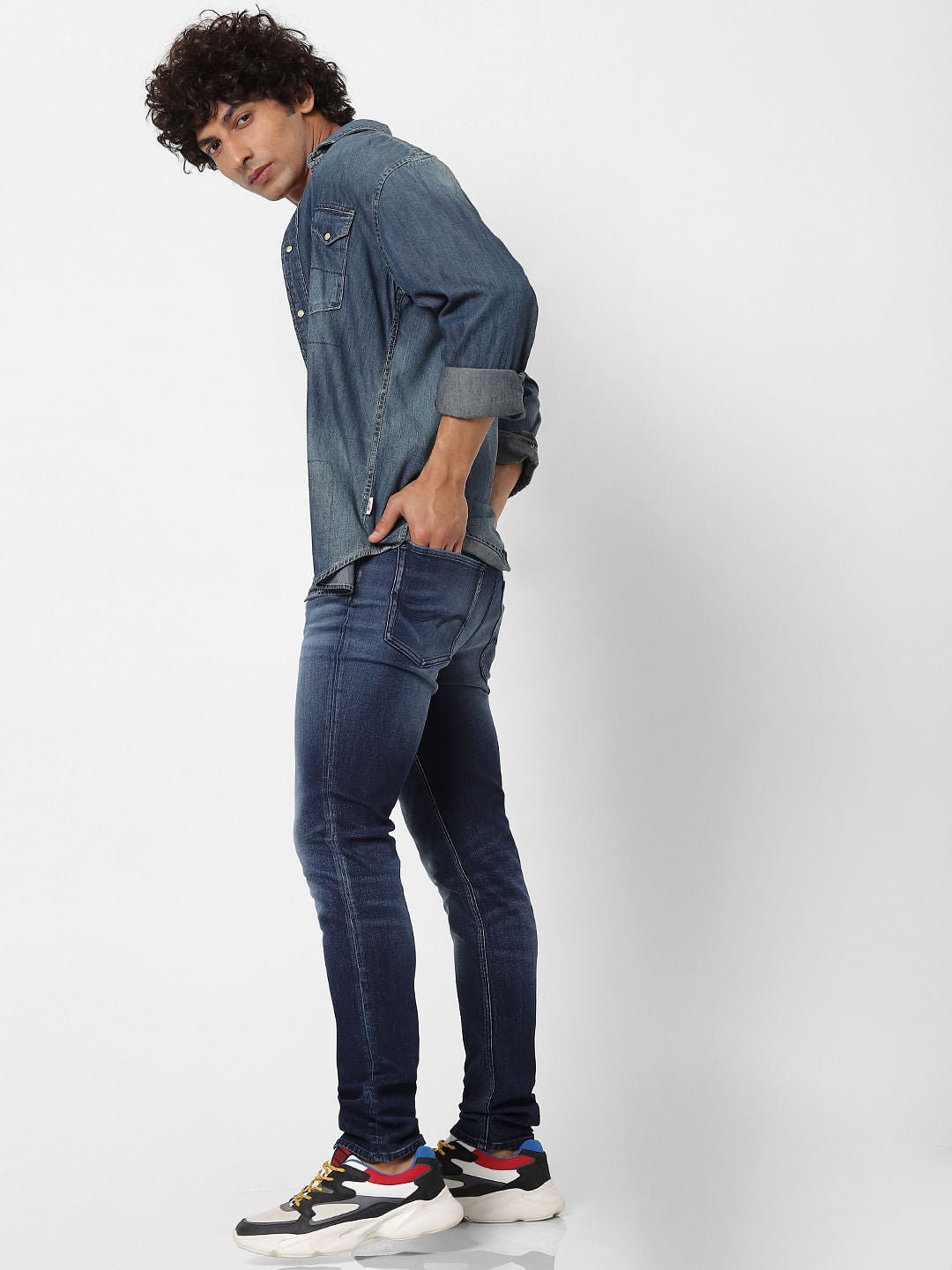 Blue Low Rise Liam Skinny Fit Washed Jeans