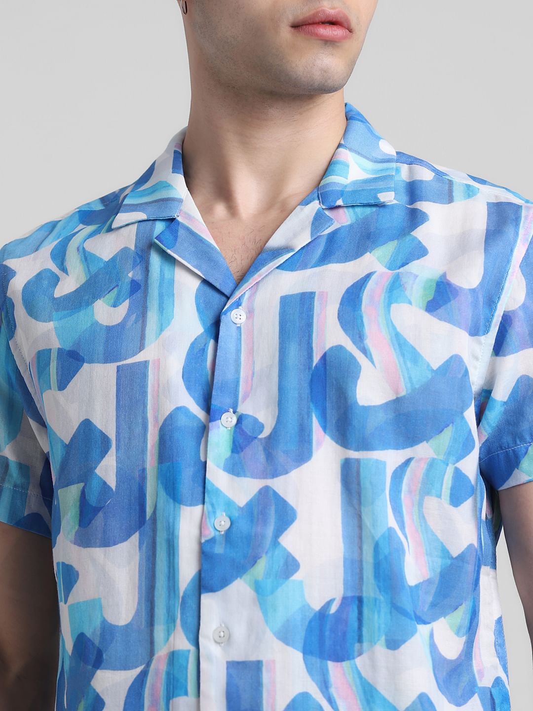Blue Printed Short Sleeves Shirt
