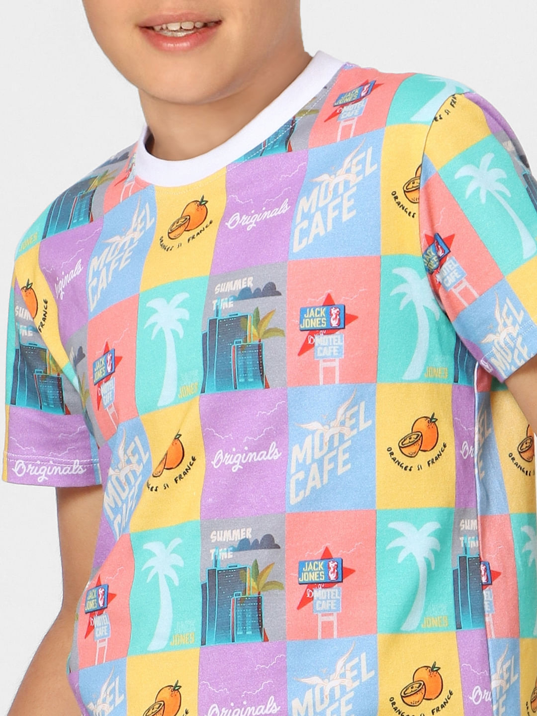 Boys Multi-coloured Graphic Print T-shirt