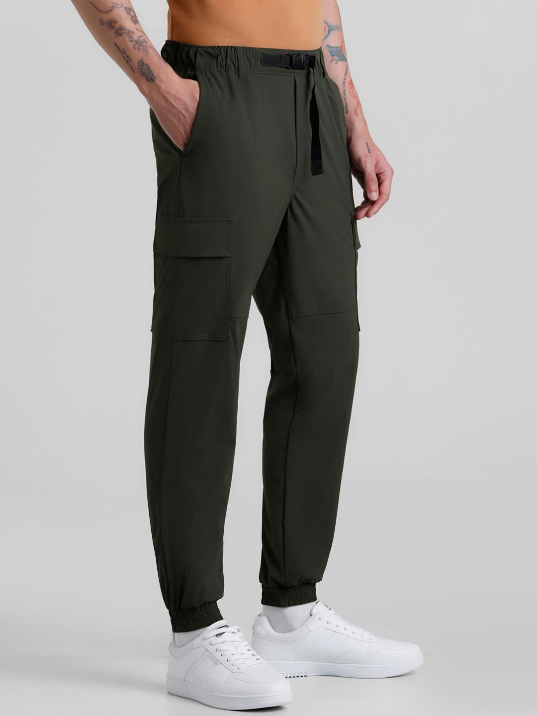 Green Mid Rise Cargo Pants