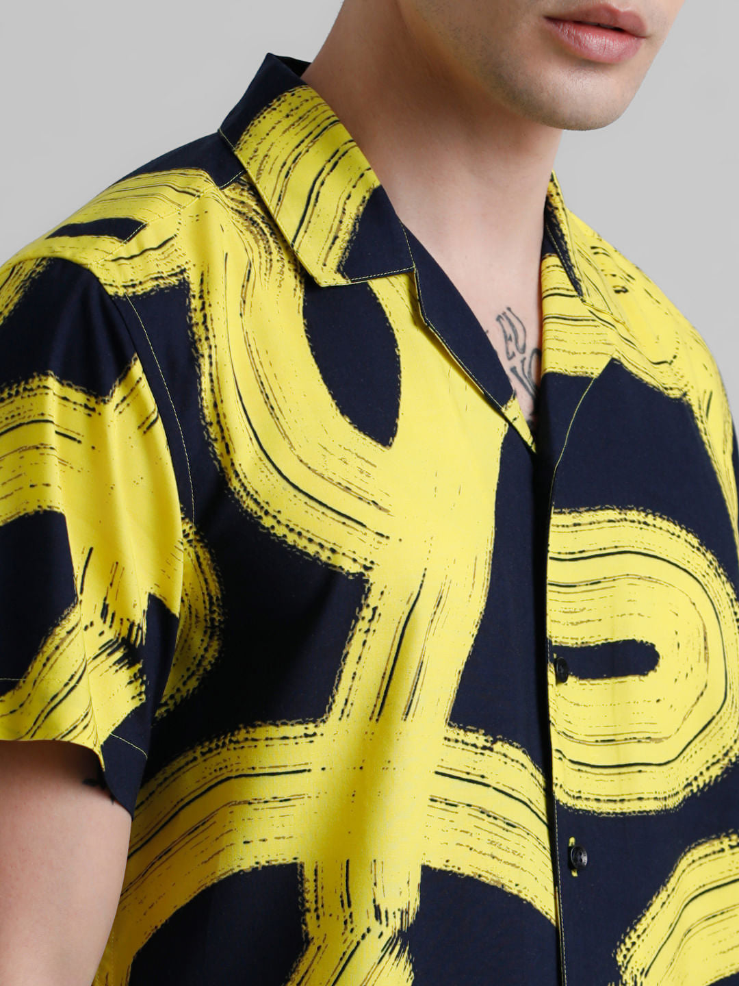 Yellow Abstract Print Short Sleeves Shirt