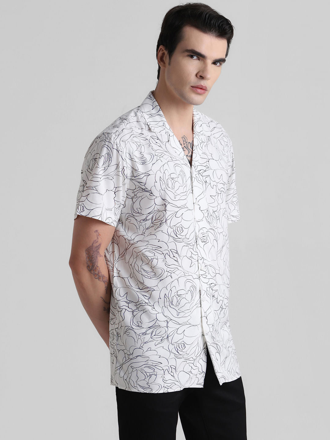White Abstract Print Short Sleeves Shirt