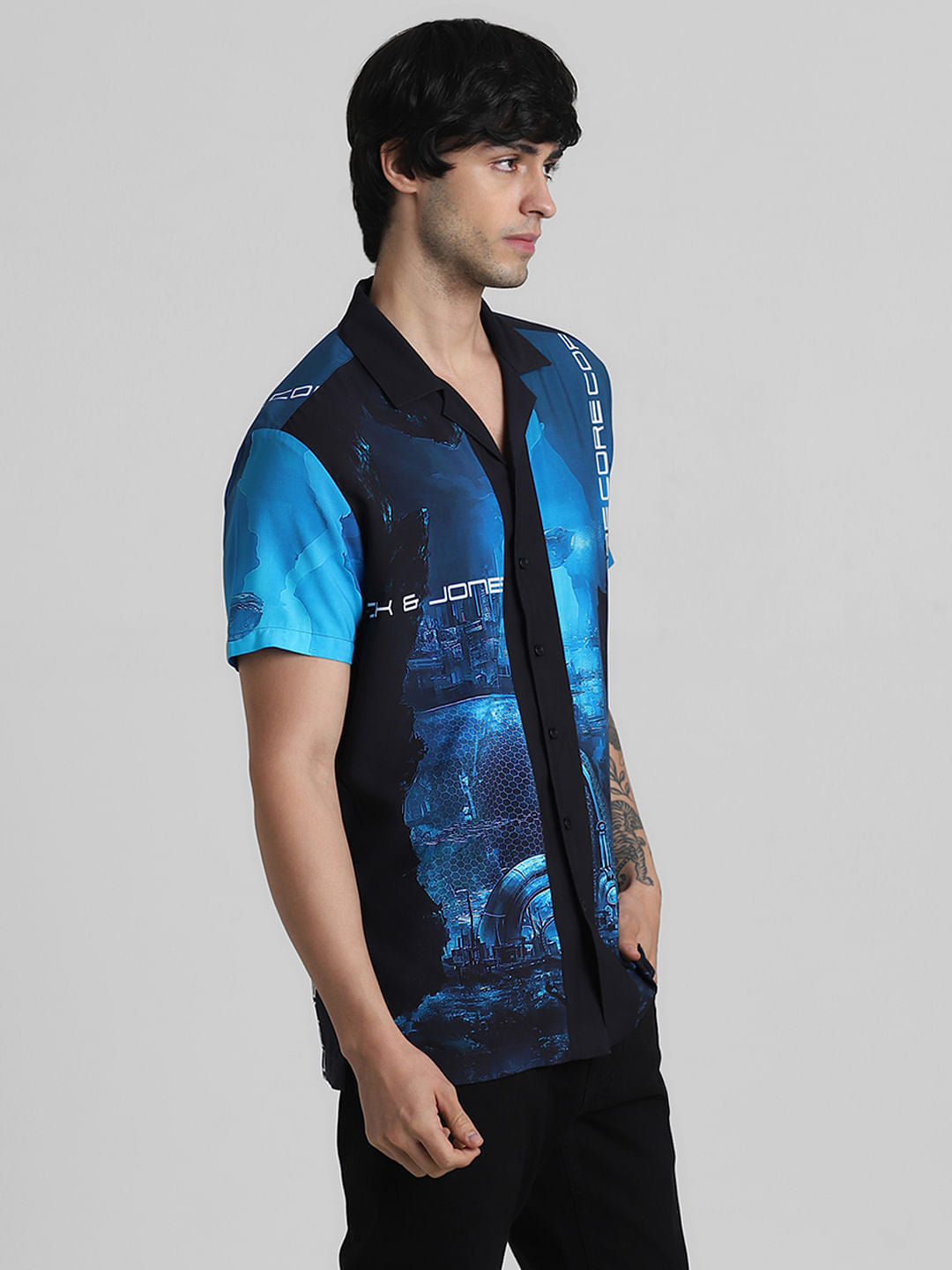 Blue Printed Short Sleeves Shirt