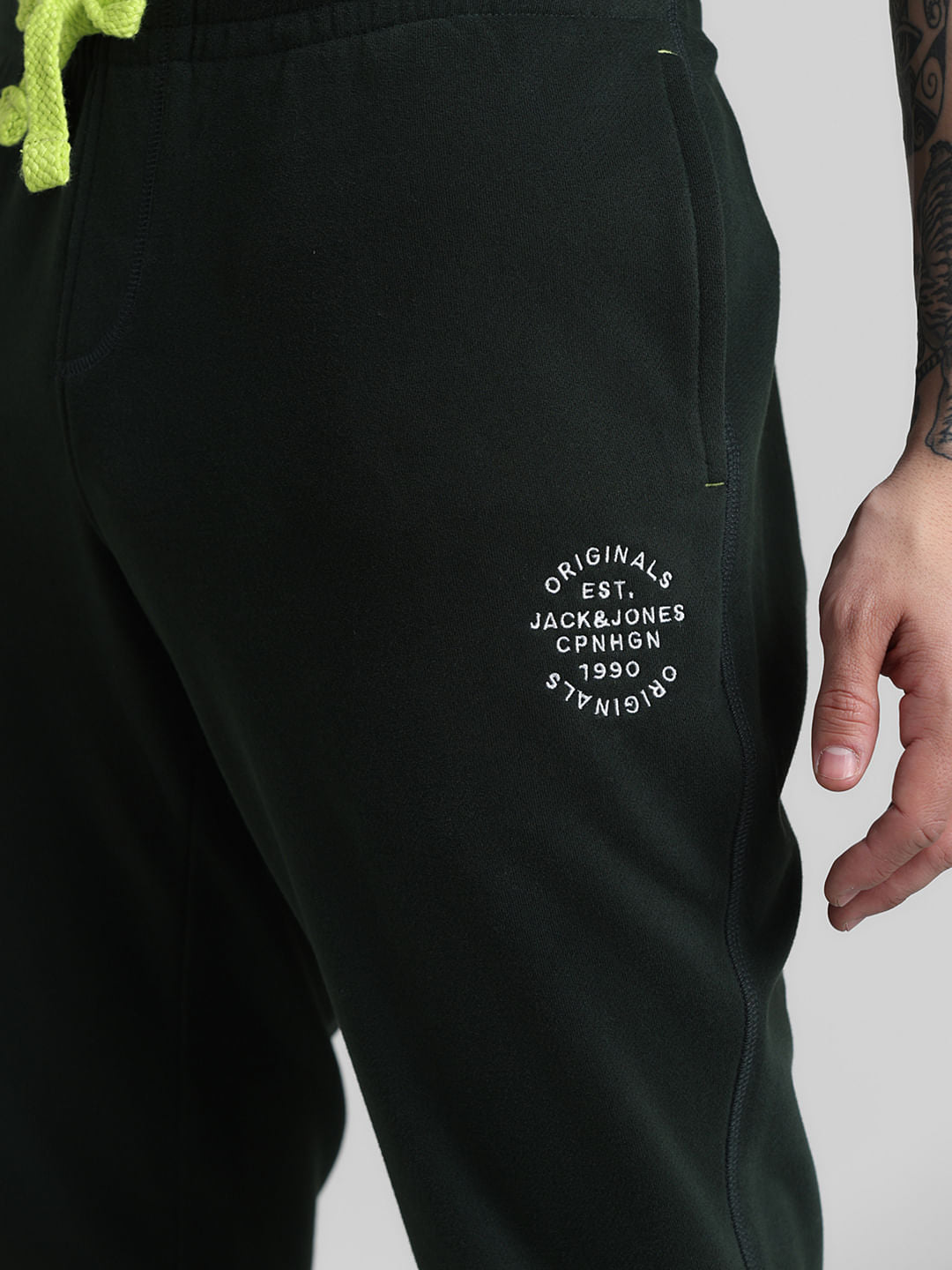 Green Mid Rise Knitted Sweatpants