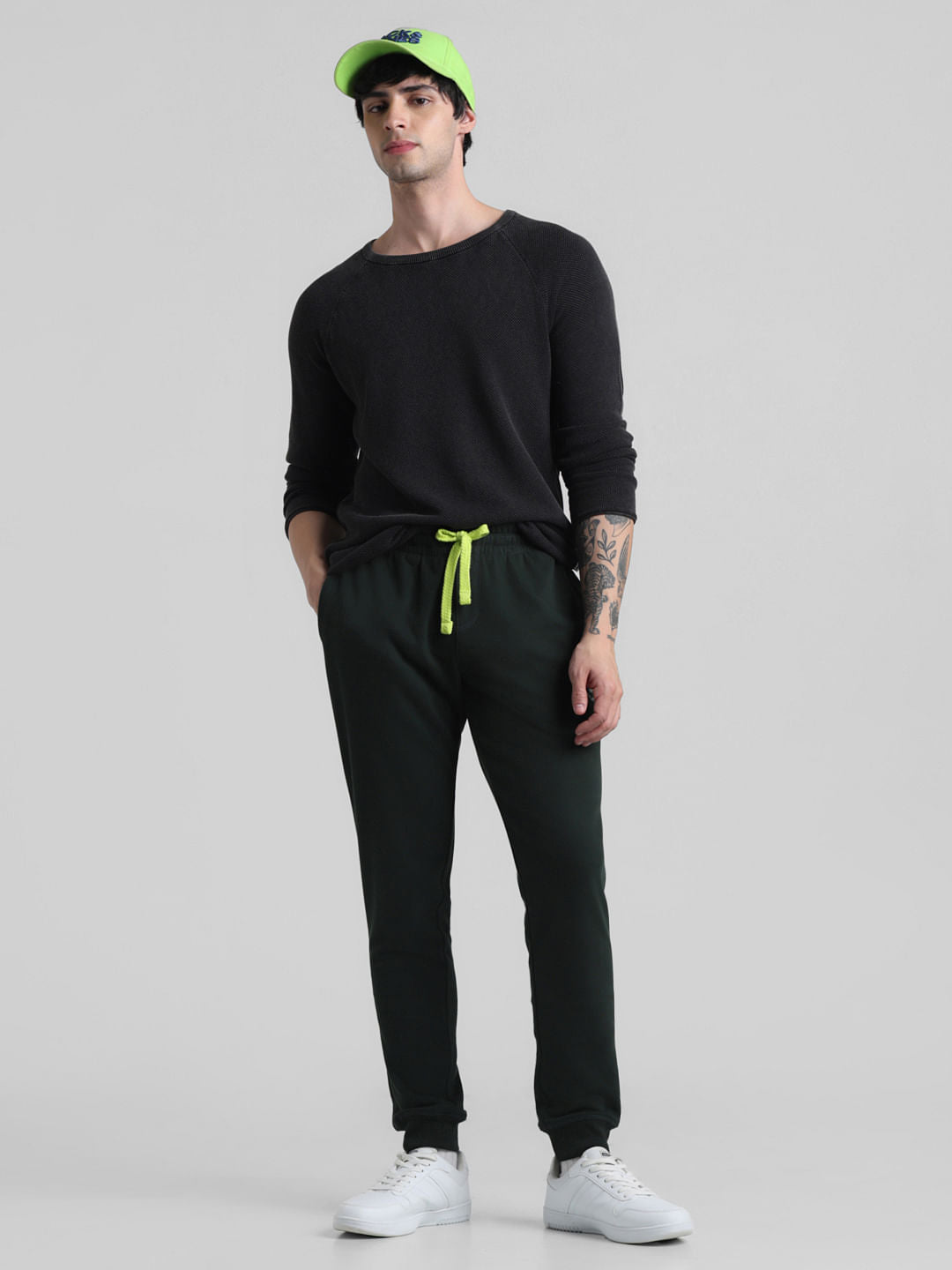 Green Mid Rise Knitted Sweatpants