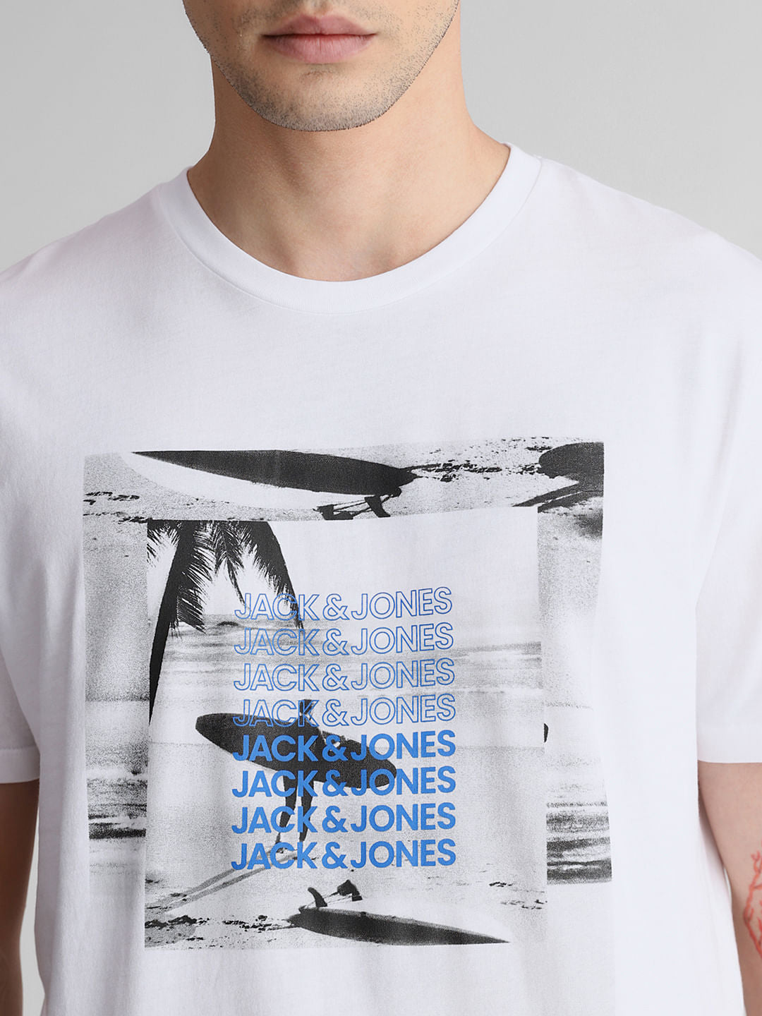 White Graphic Print Crew Neck T-shirt