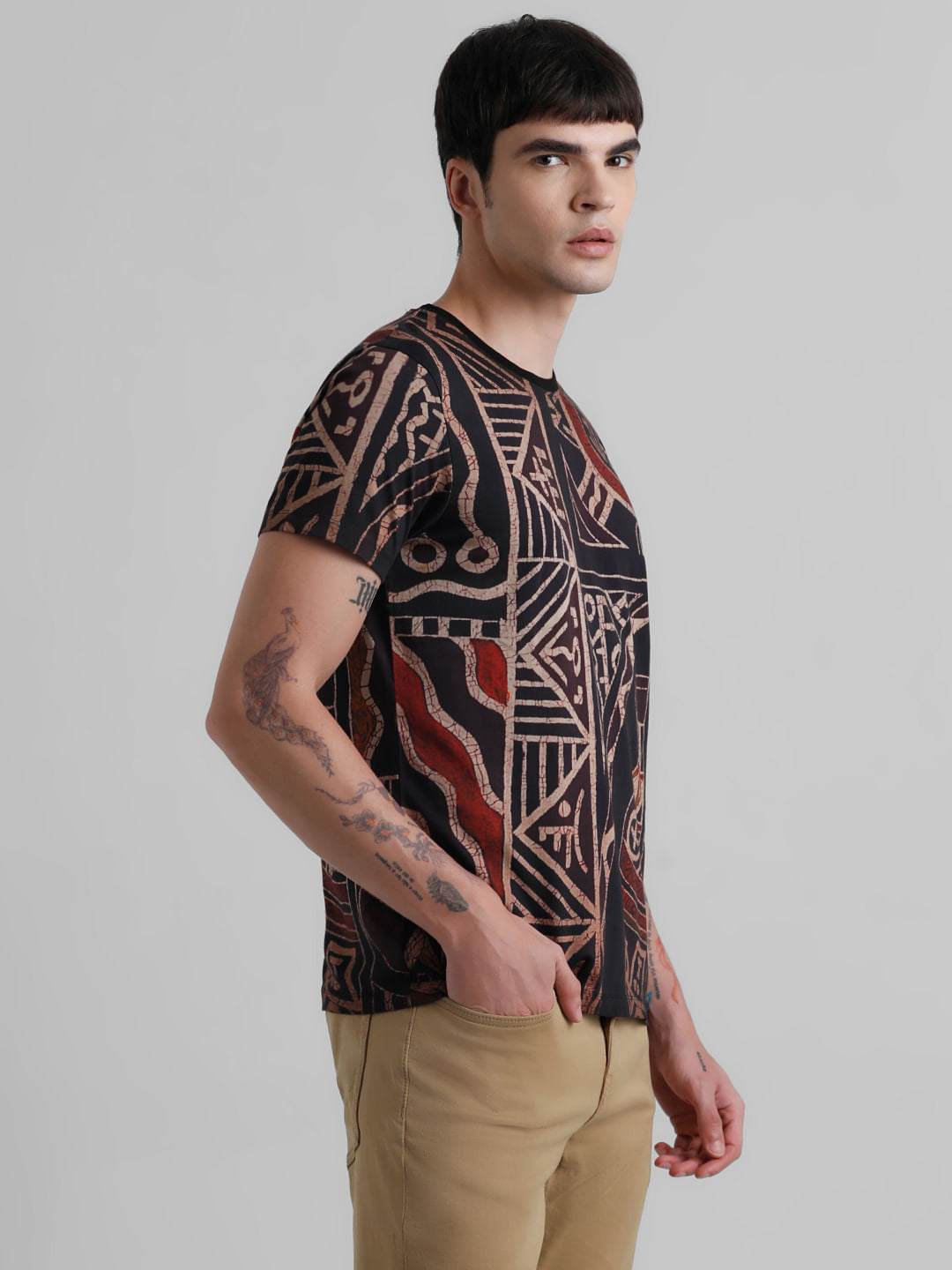 Black Abstract Print T-shirt