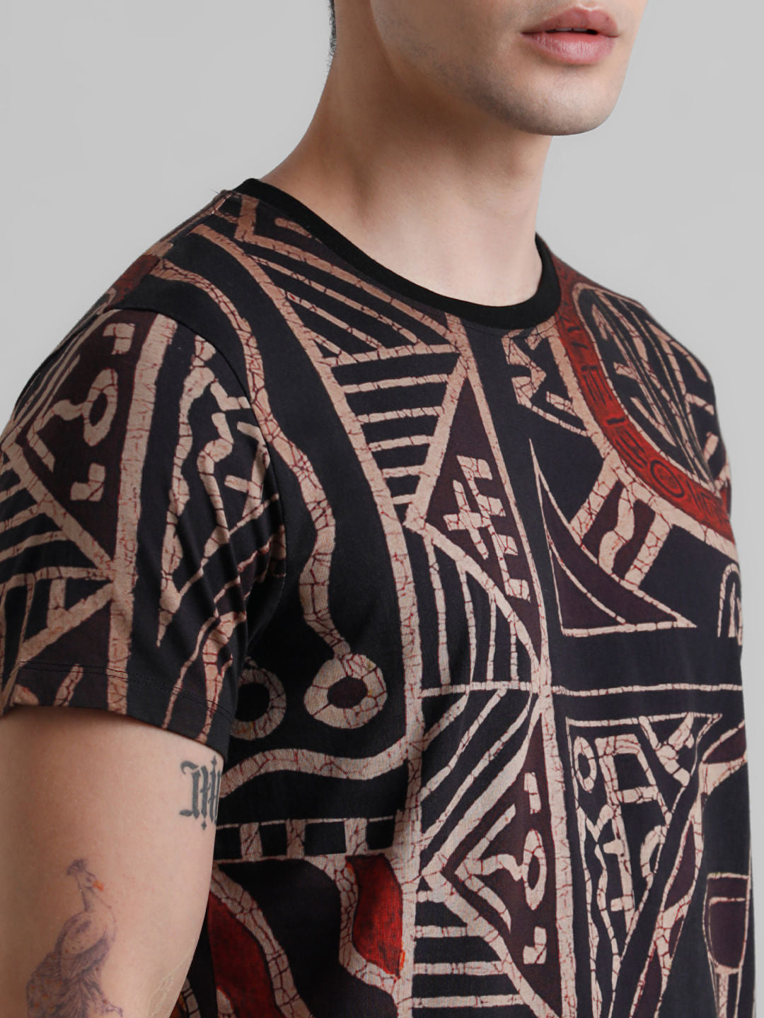 Black Abstract Print T-shirt