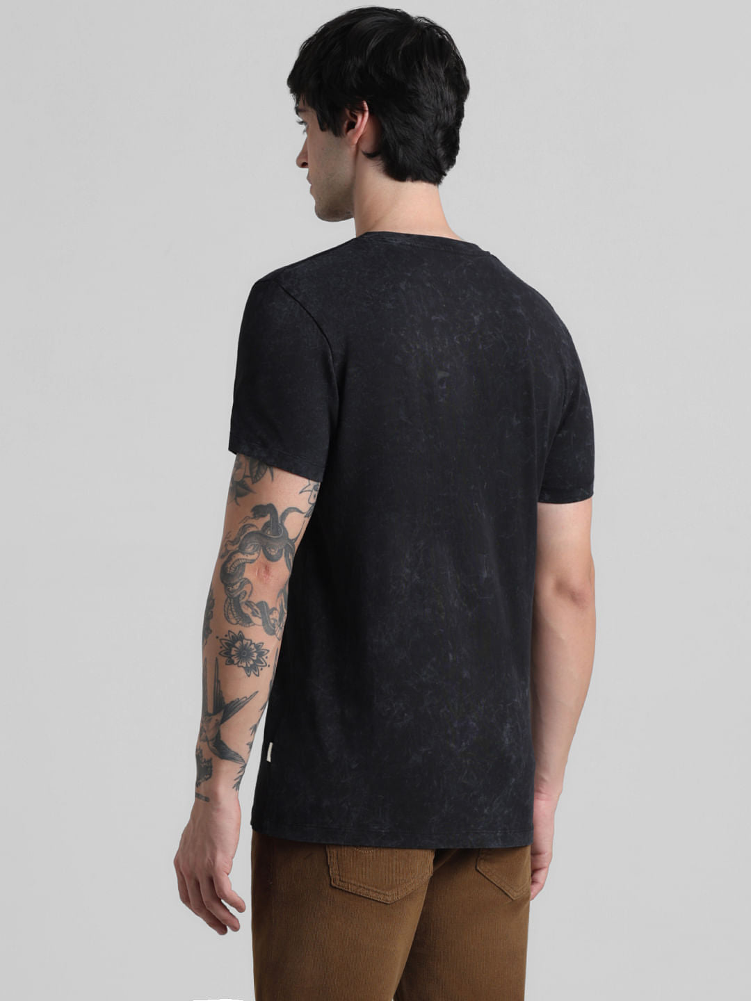 Black Graphic Print T-shirt