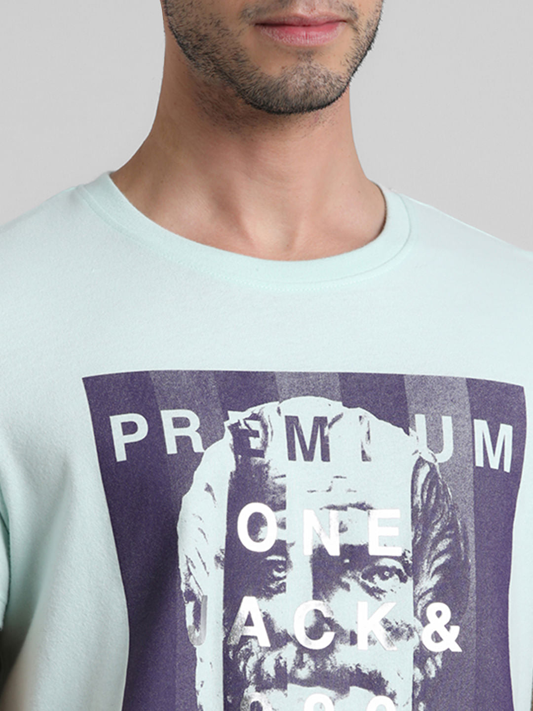 Green Logo Graphic Print T-shirt