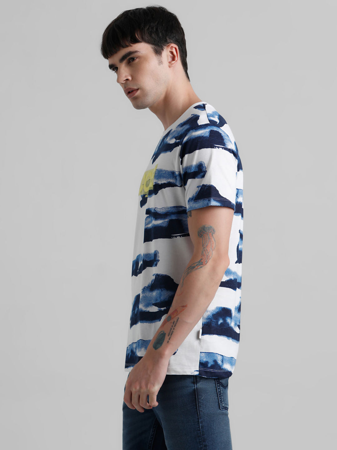White Abstract Print T-shirt