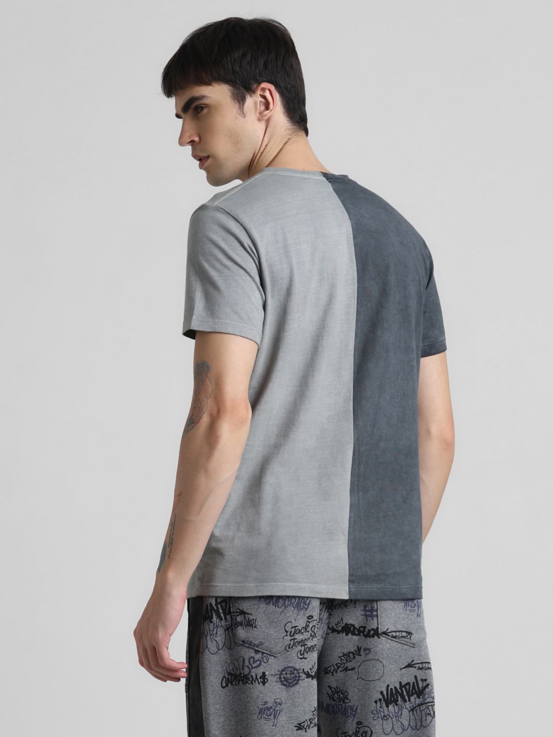 UNMATCHED by JACK&JONES Grey Printed Acid Washed T-shirt