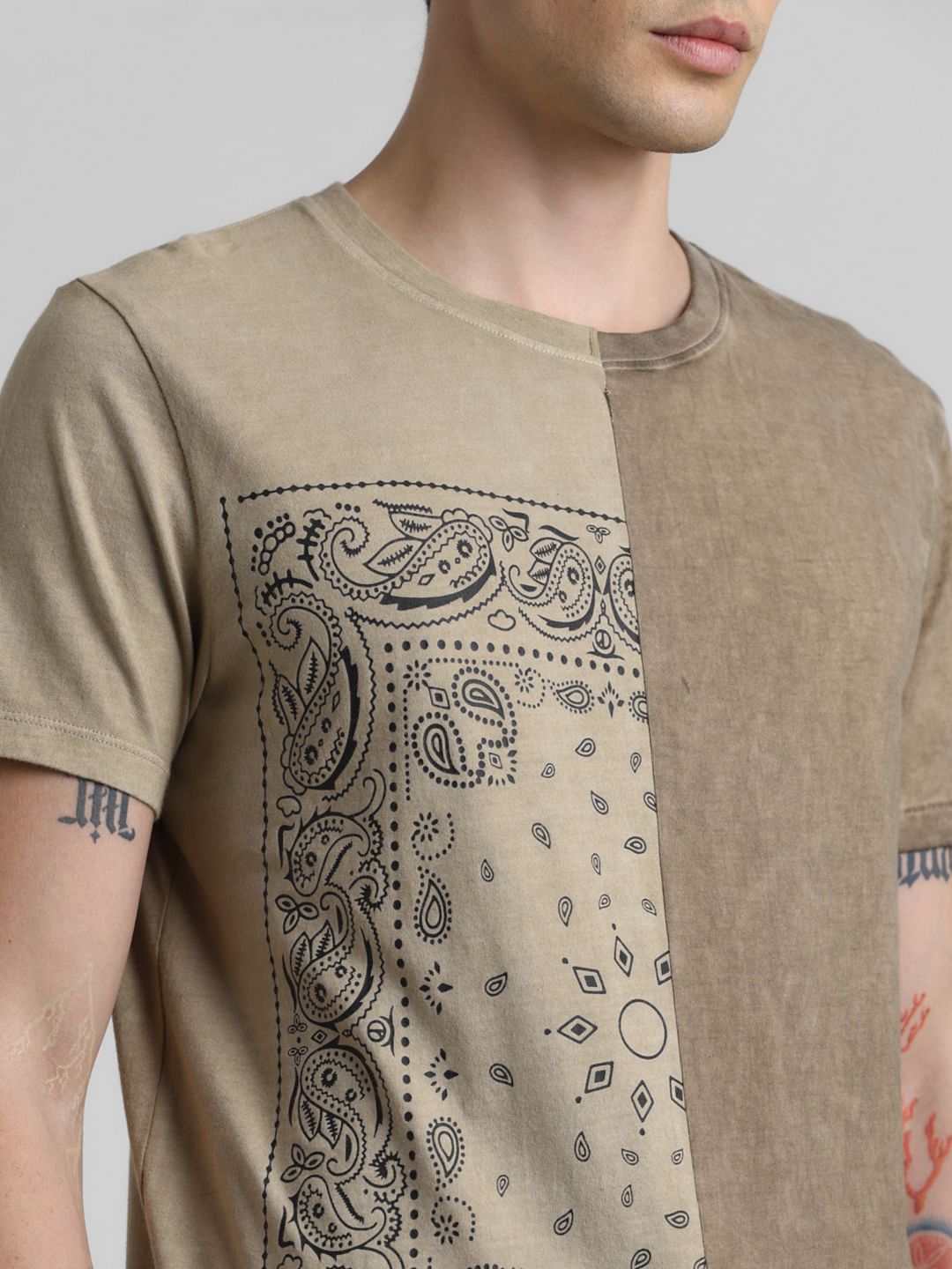 UNMATCHED by JACK&JONES Brown Printed Acid Washed T-shirt