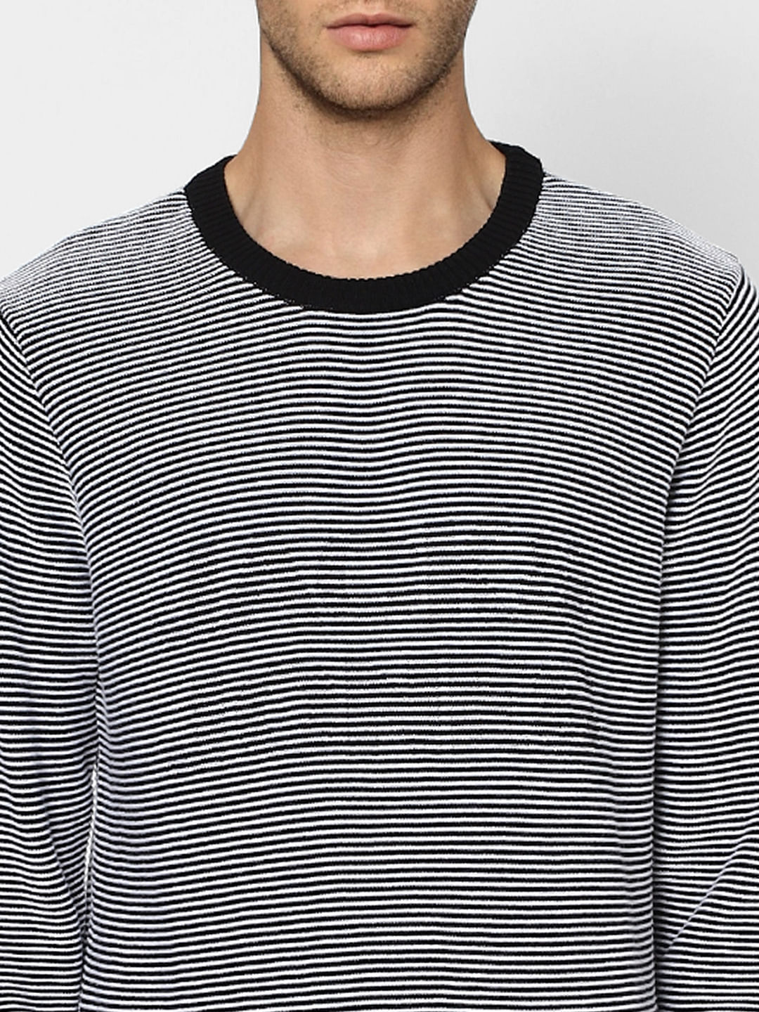 Black & White Striped Illusion Print Pullover