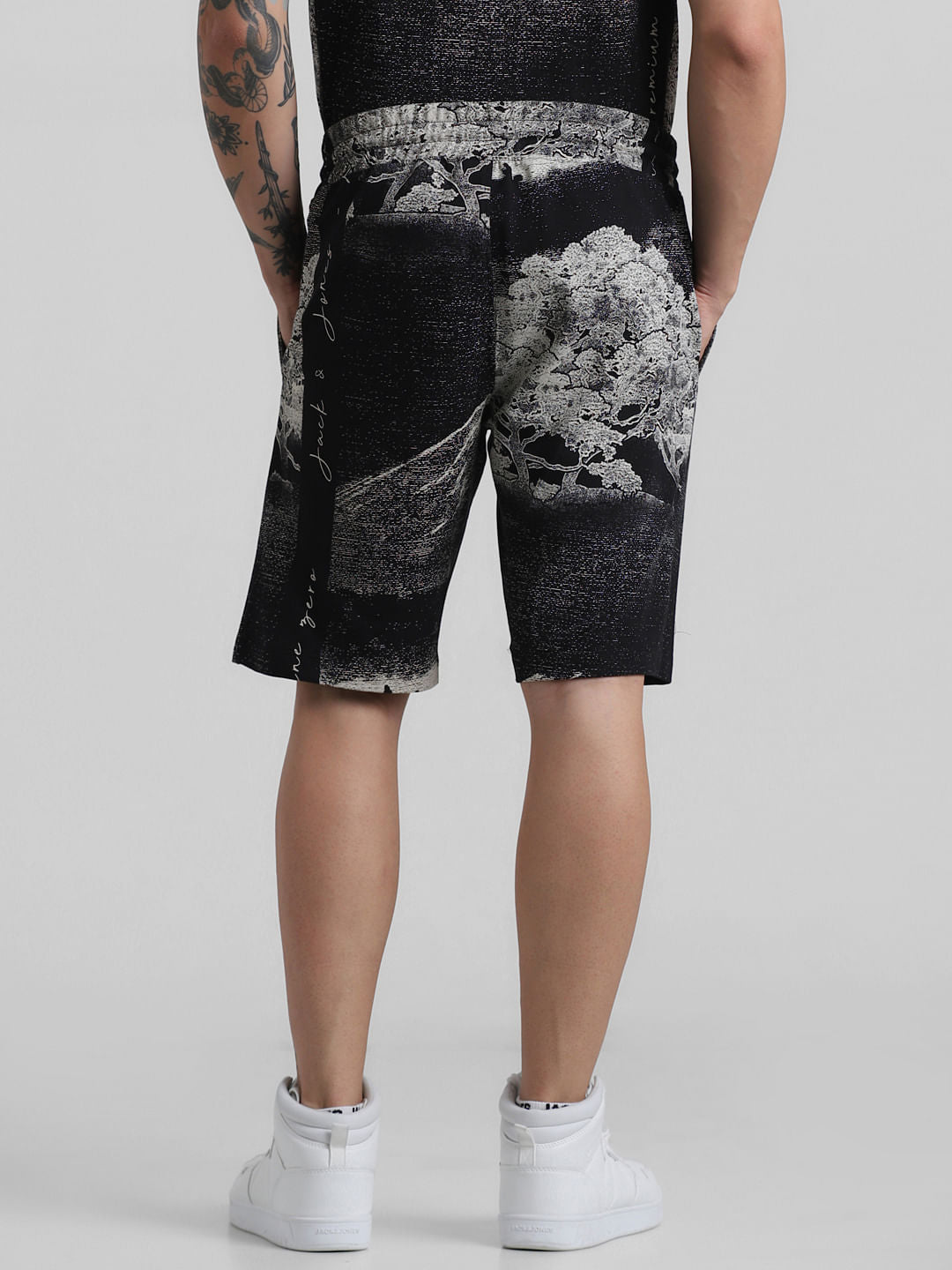 Black Mid Rise Abstract Print Shorts
