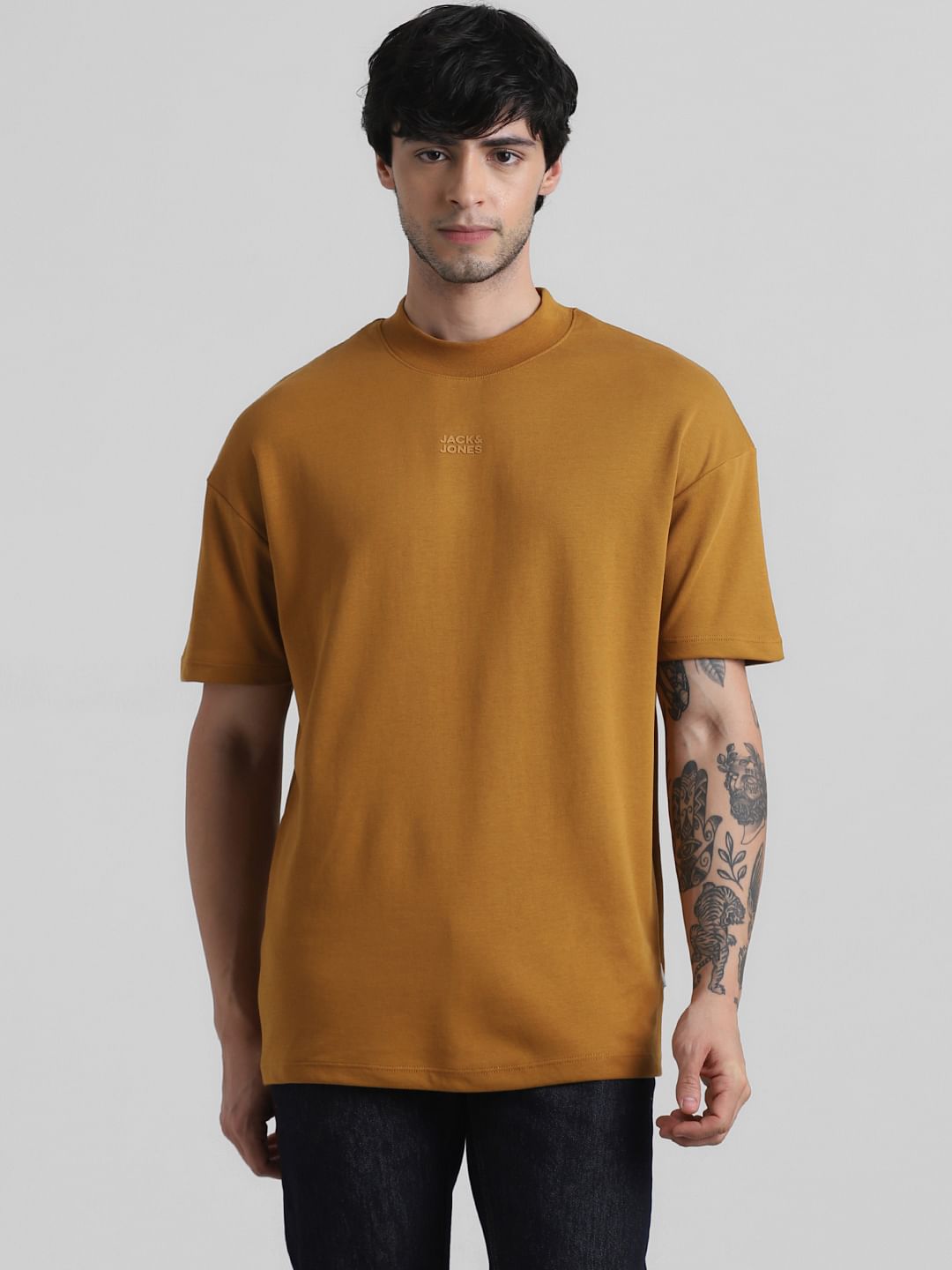 Knitted Crew Neck T-shirt - Brown