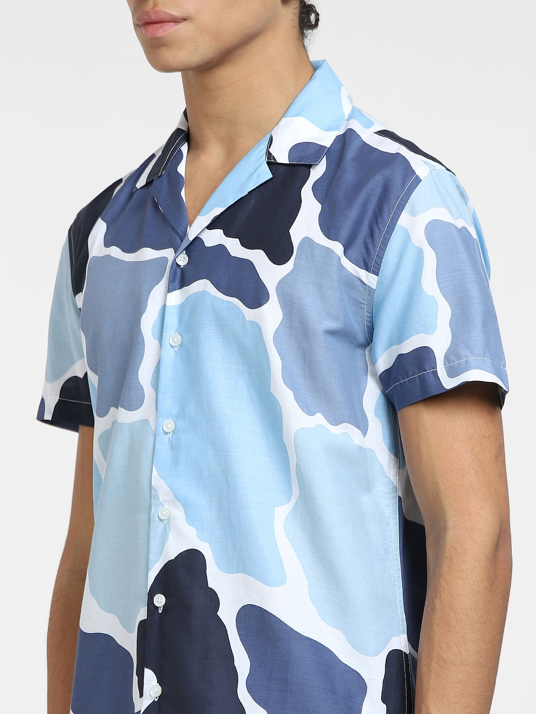 Blue Printed Short Sleeves Shirt