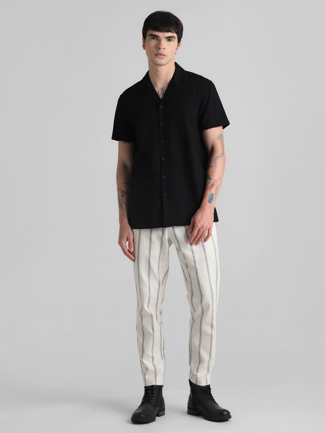 Black Short Sleeves Shirt