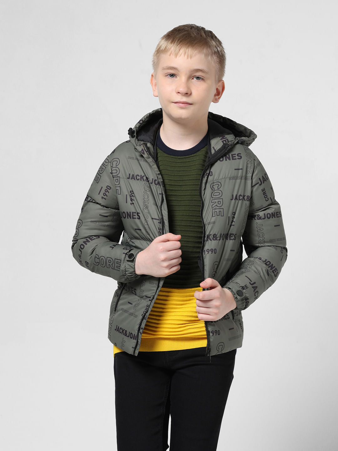 Green Colourblocked Ribbed Pullover