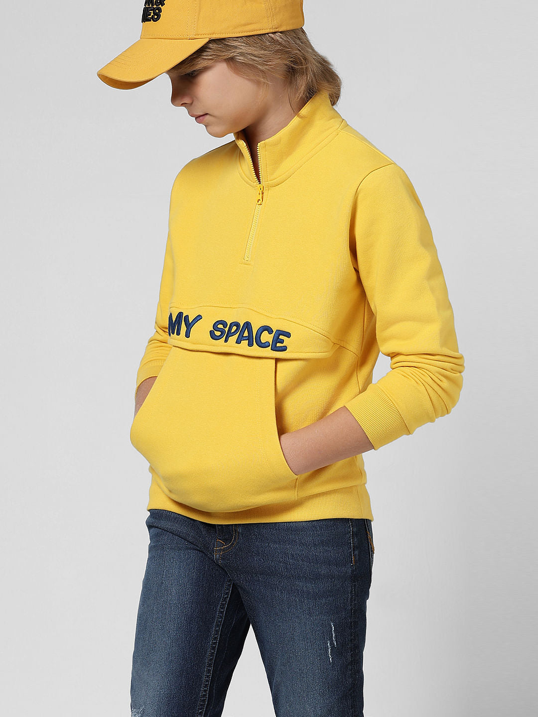 JUNIOR BOYS Yellow High-Neck Sweatshirt