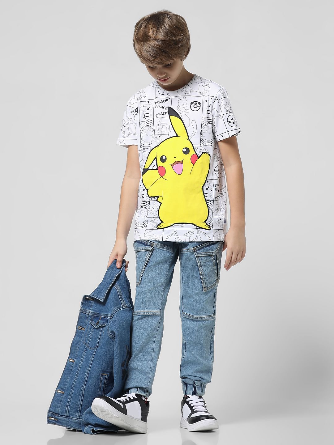 x Pok mon White Printed Crew Neck T-shirt