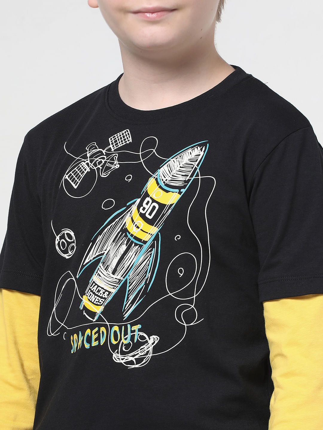 Boys Black Spaced-Out Crew Neck T-shirt
