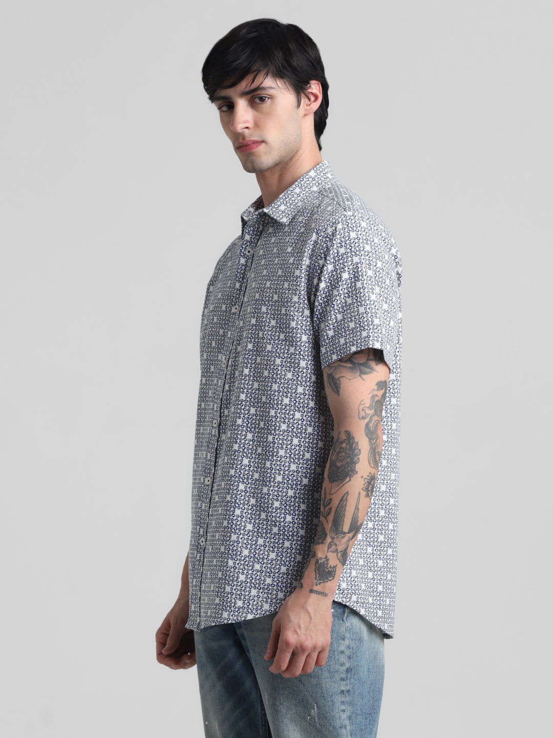 Geometric Print Short Sleeve Shirt