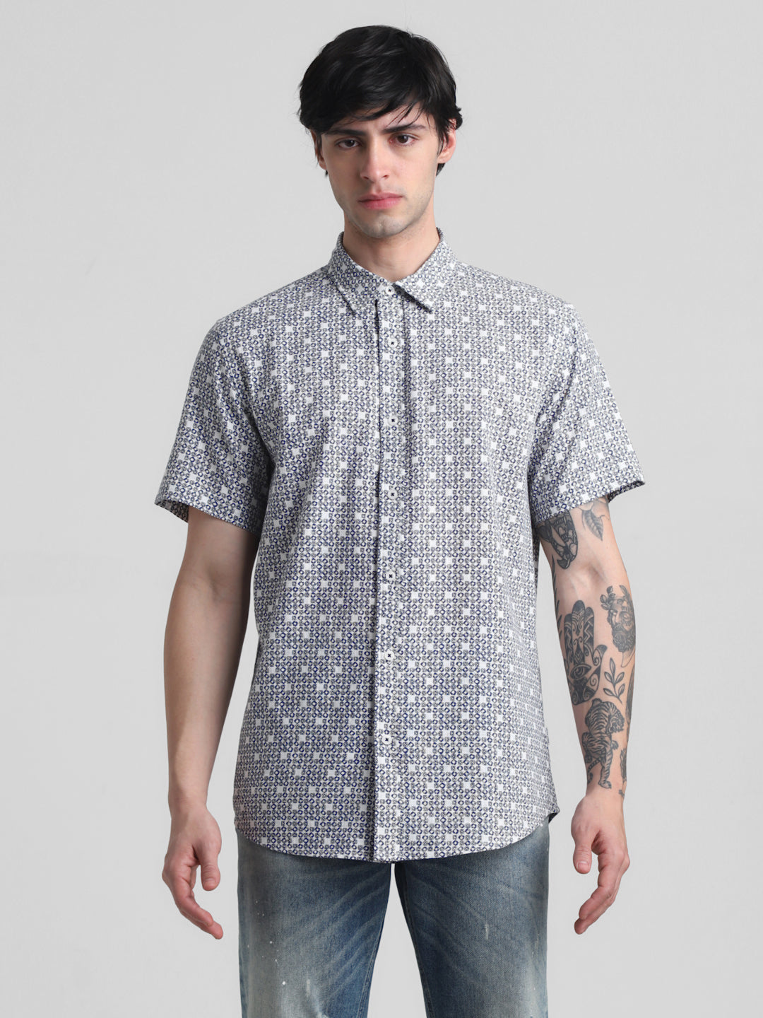Geometric Print Short Sleeve Shirt