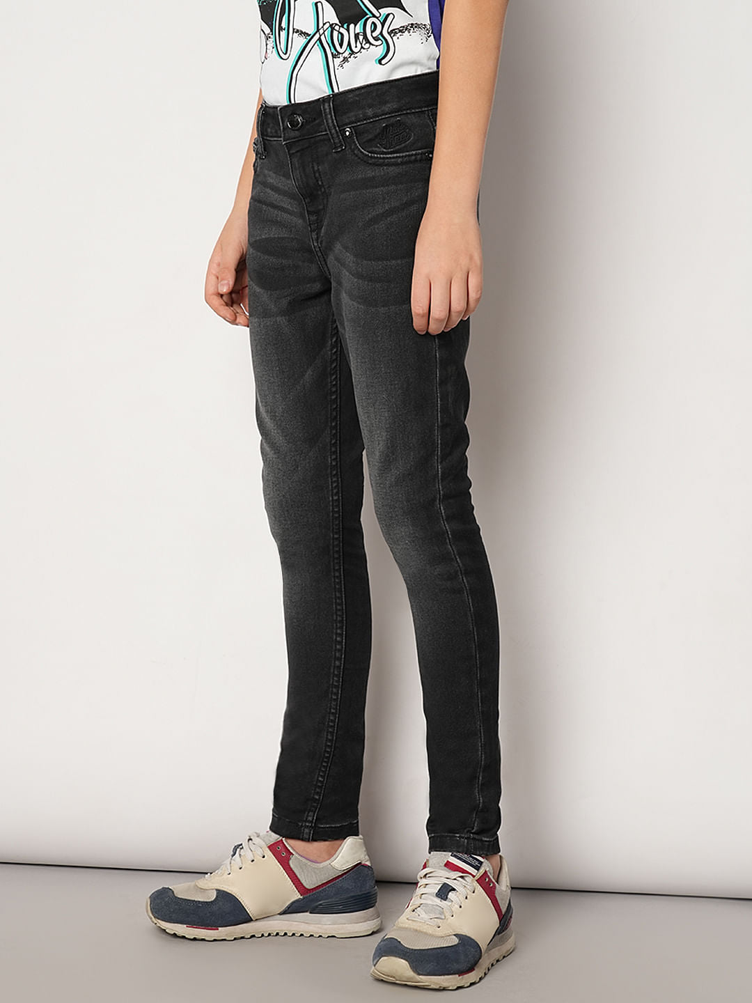 Boys Black Mid Rise Slim Fit Jeans