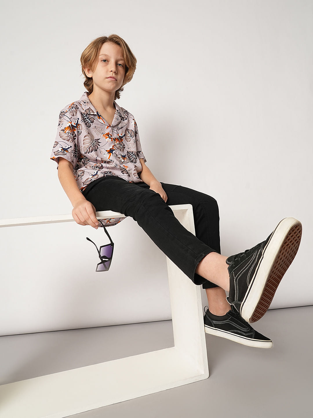 Boys Black Mid Rise Slim Fit Jeans