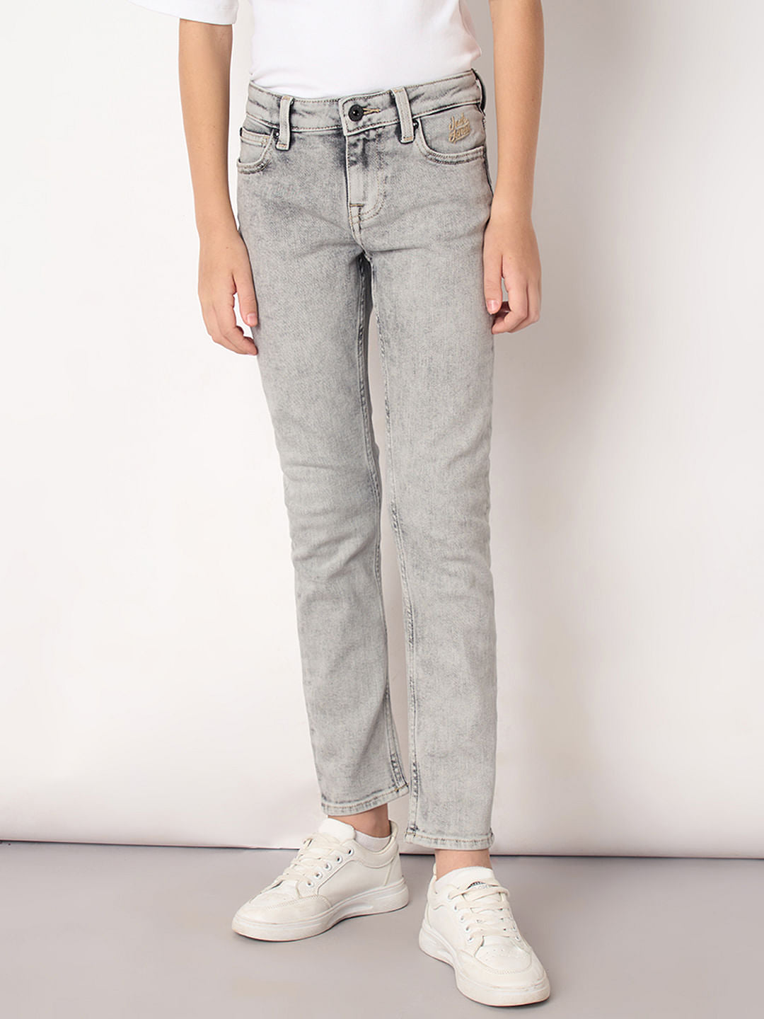 Boys Light Grey Mid Rise Straight Fit Jeans