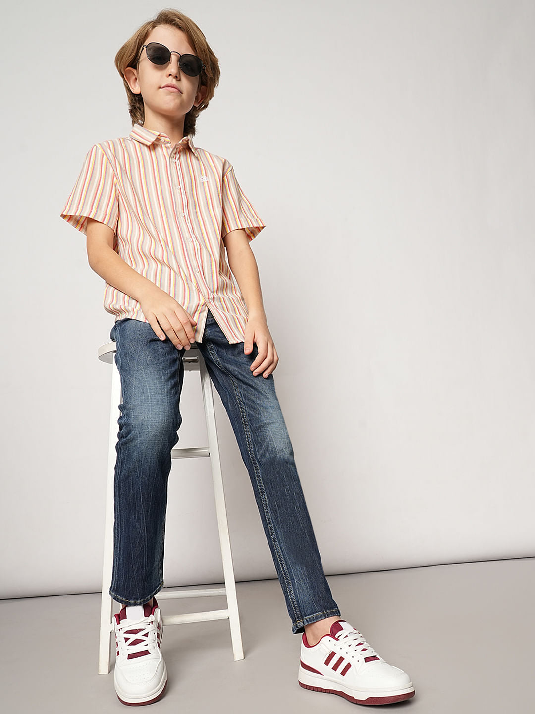 Boys Dark Blue Mid Rise Regular Fit Jeans