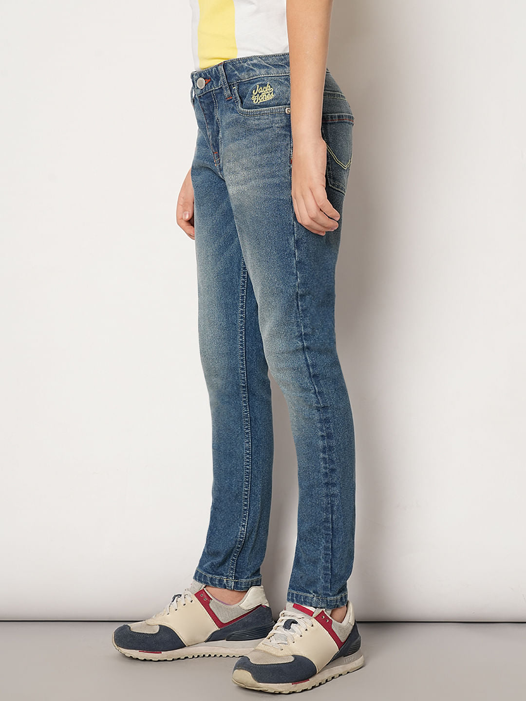 Boys Blue Mid Rise Regular Fit Jeans