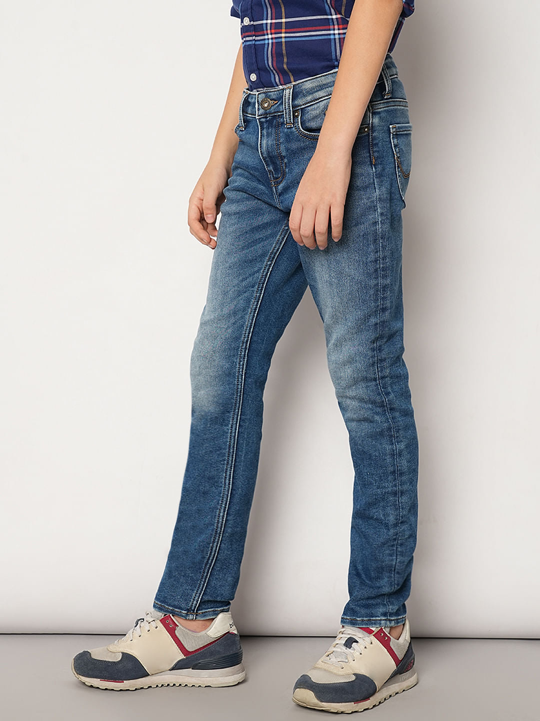 Boys Blue Mid Rise Regular Fit Jeans