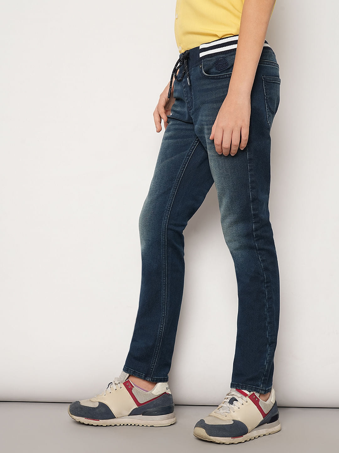 Boys Blue Mid Rise Regular Fit Jeans