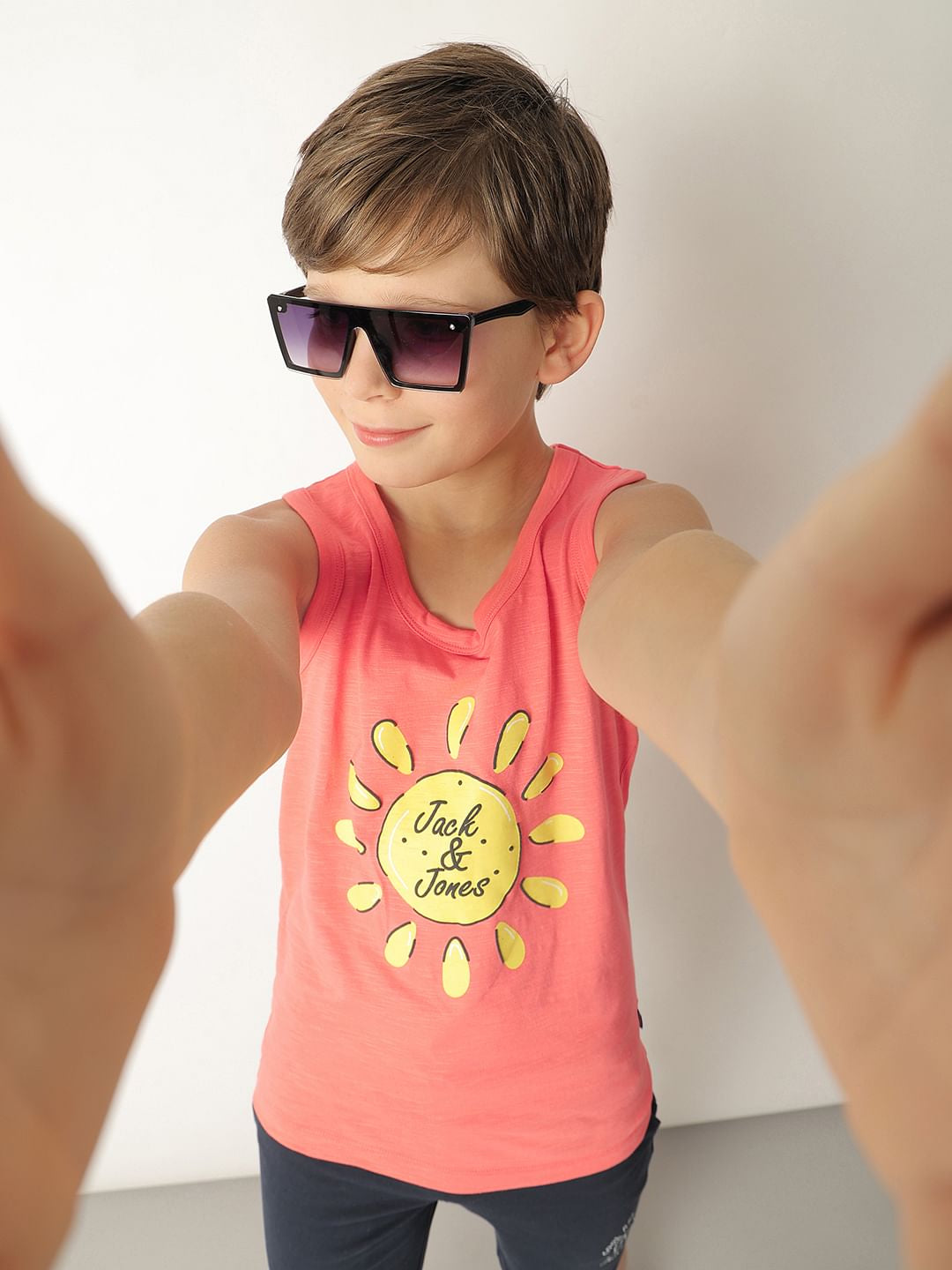 Boys Peach Printed Sleeveless T-shirt