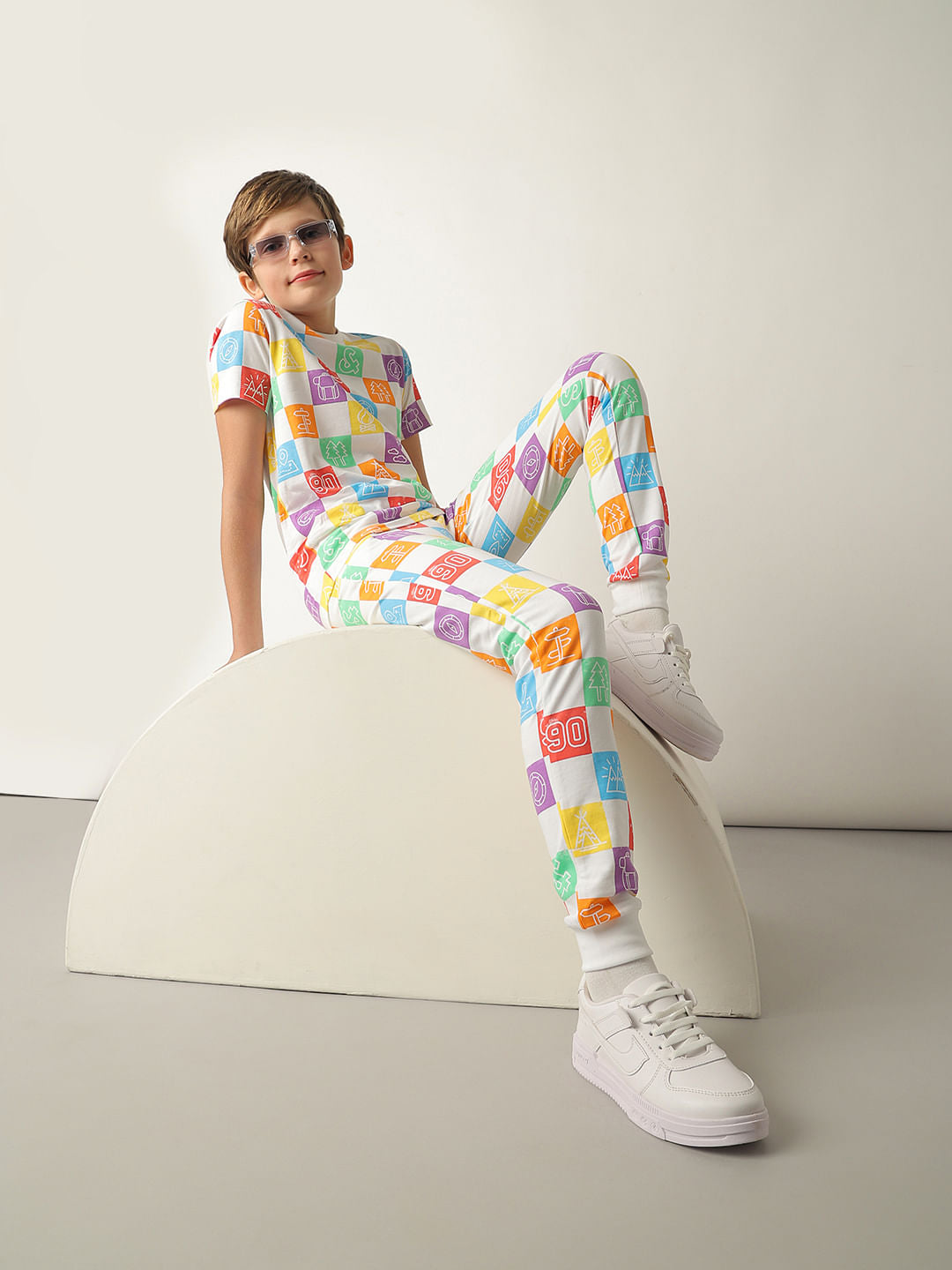 Boys White Printed Co-ord Set Sweatpants