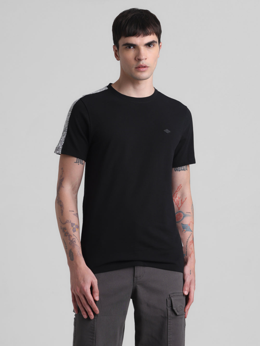 Black Contrast Tape T-shirt