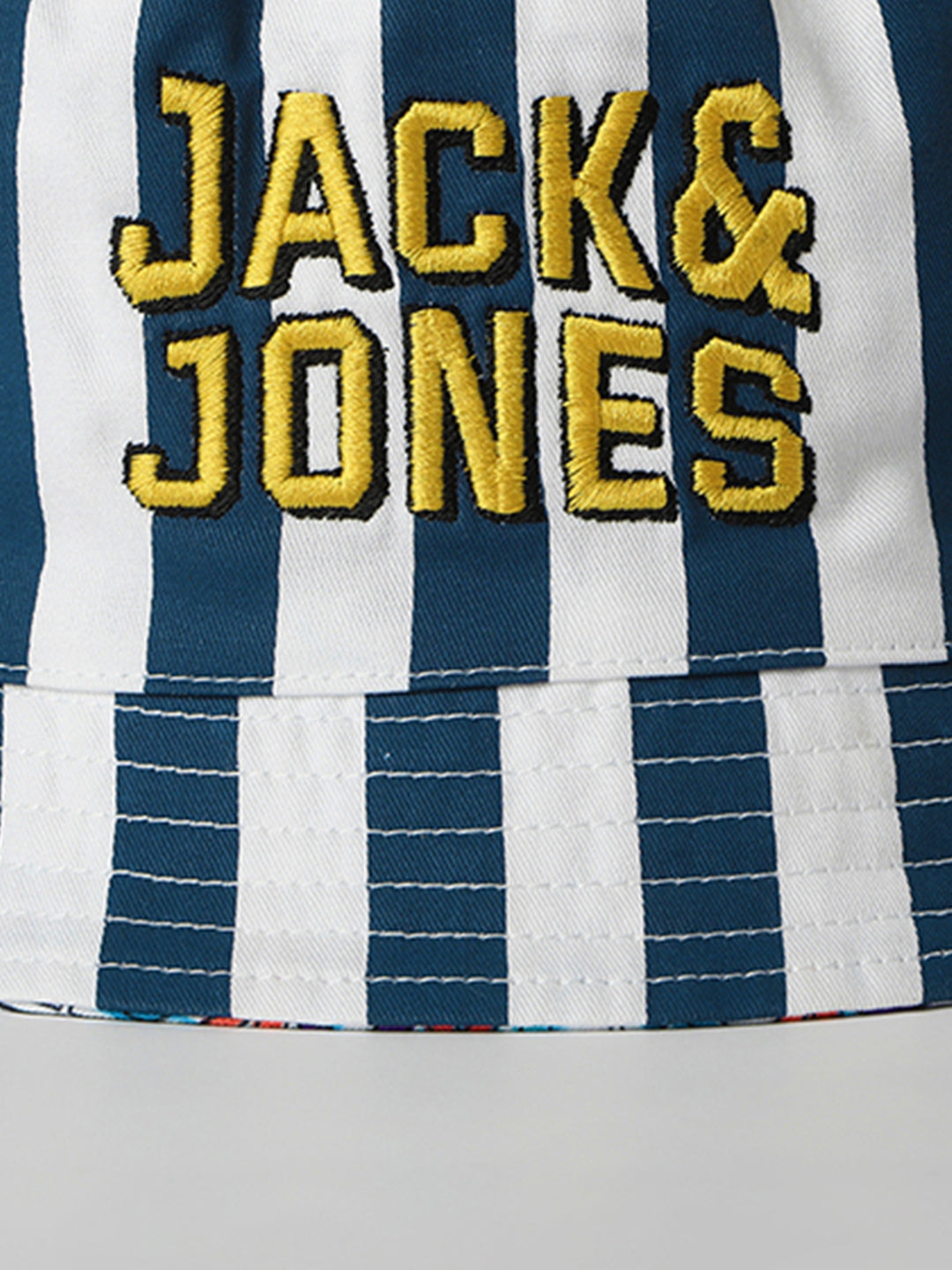 JUNIORS Reversible Print Accessories