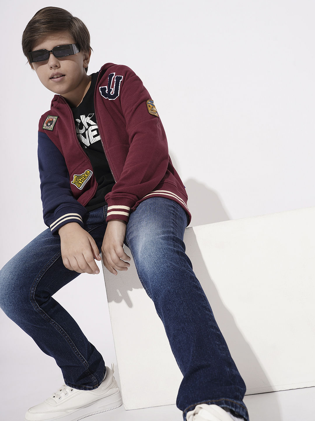 BOYS Maroon Printed Zip-Up Sweatshirt