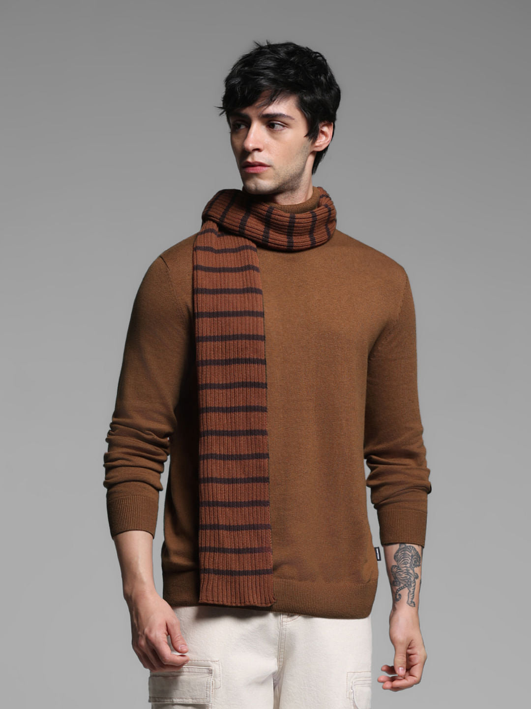 Brown Turtle Neck Flat Knit Pullover