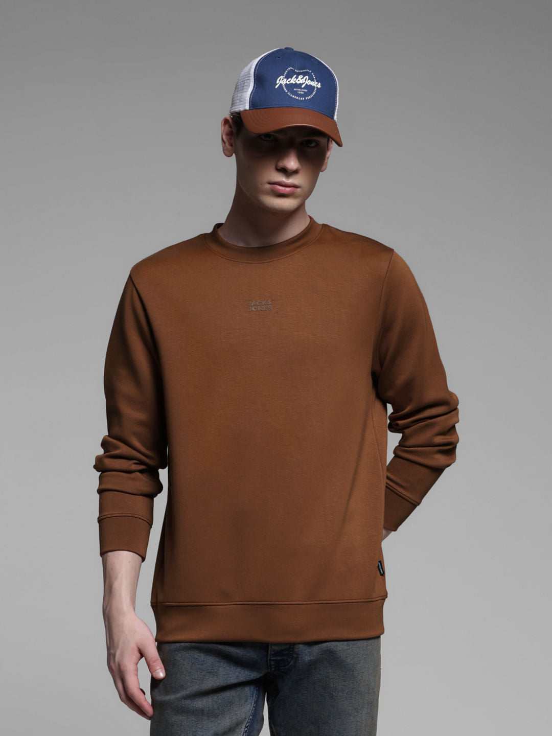 BROWN LOGO PRINT SWEATSHIRT