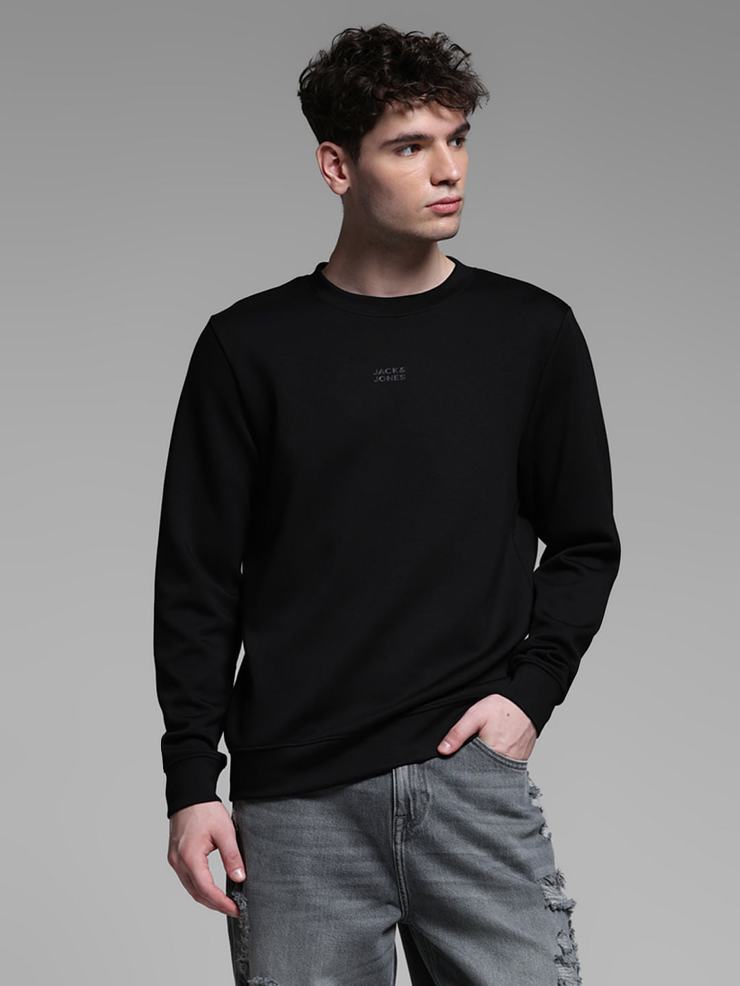 BLACK REGULAR FIT SWEATSHIRT