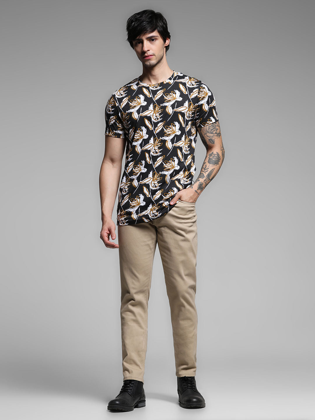 Black Abstract Print Crew Neck T-shirt