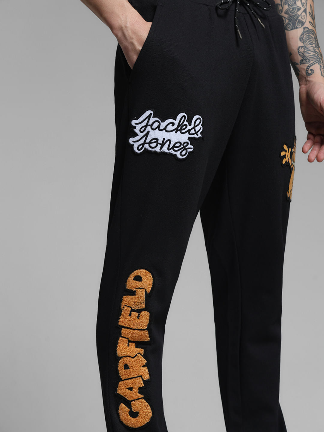 X GARFIELD Black Applique Printed Sweatpants