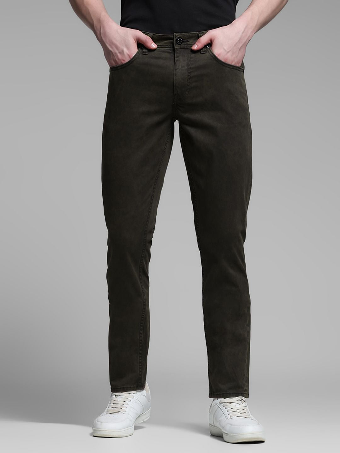 BROWN LOW RISE GLENN SLIM FIT JEANS