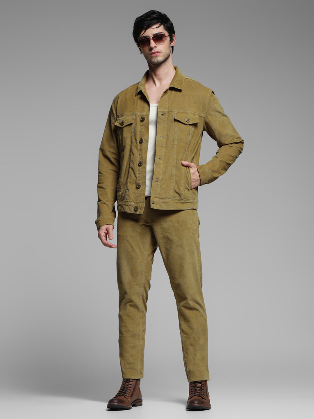 Men's Green Corduroy Chinos Regular Fit Low Rise